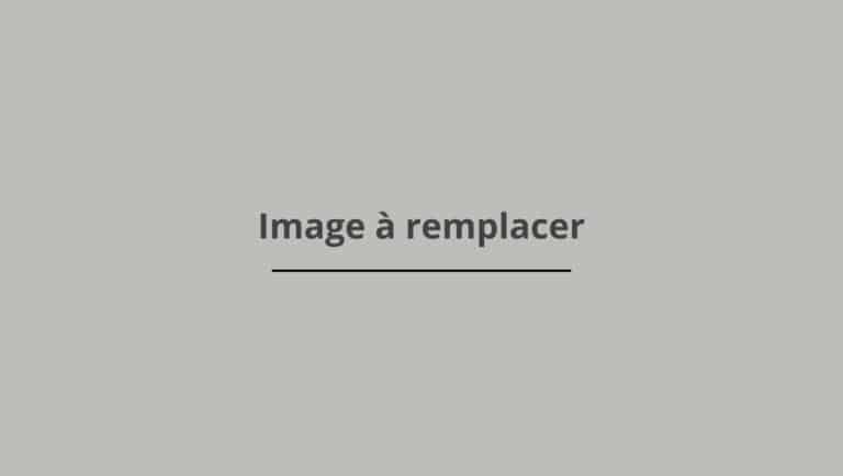 2ccouvertures - Comment choisir un couvreur de confiance pour garantir la durabilité de ma toiture dans un contexte climatique changeant ? - Featured Image 1
